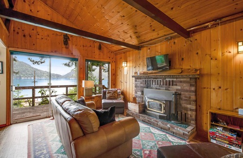 Port Angeles Casa | Rustic, off-the-grid lakefront home with private dock & woodstove - dog-friendly