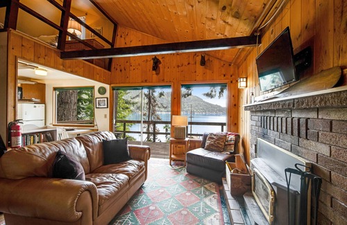Port Angeles Casa | Rustic, off-the-grid lakefront home with private dock & woodstove - dog-friendly