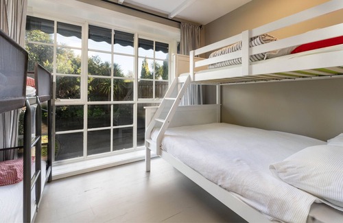 Capel Sound Cabaña | Rustic Peaceful Cottage Escape