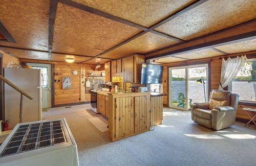 Poland Casa | Rustic Poland Vacation Rental w/ Waterfront Deck!