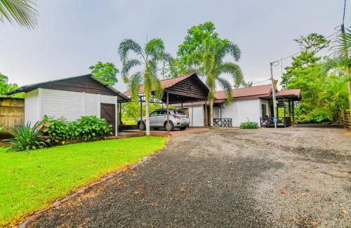 La Fortuna Casa | Rustic Ranch