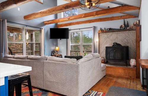 Mayfield Cabina | Rustic Retreat in Kingsley