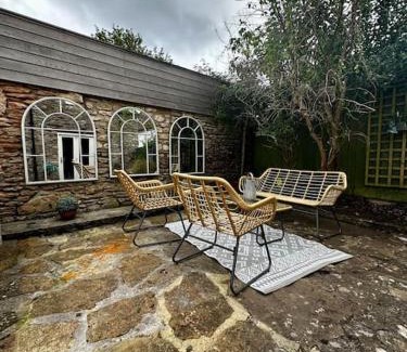 Beckington Casa | Rustic retreat in the Somerset countryside