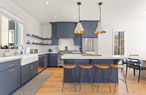 Palmetto Cabaña | Rustic Retreat