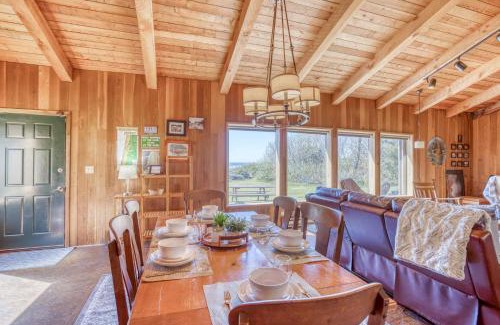 Yachats Casa | Rustic Retreat