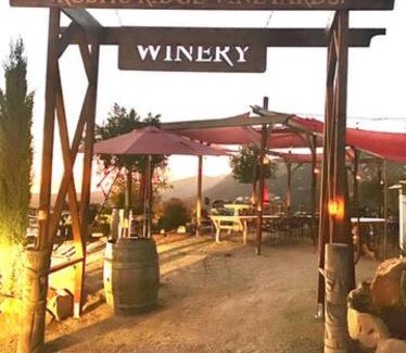 Jamul Complejo | Rustic Ridge Vineyards Cottage