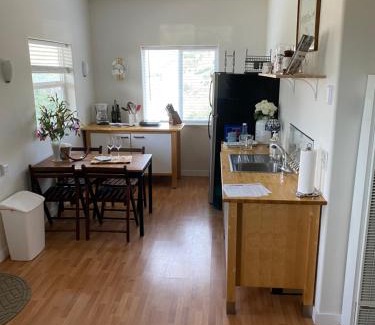 Jamul Complejo | Rustic Ridge Vineyards Cottage