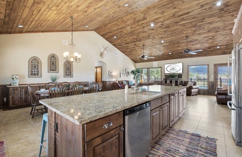 Sabinal Casa | Rustic Riviera Sleeps 28w/5bdrm OptHeatedPool PingPong FREE FrioAccess@ConcanVIP