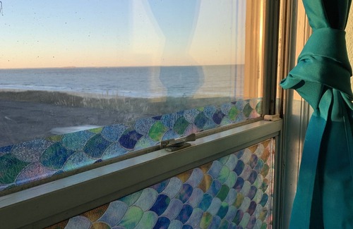 Cottage Line Apartamento | Rustic Rooftop Delight - Bay Front by RedAwning