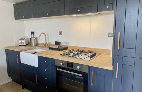 Thetford Cabina | Rustic Rural Countryside Retreat
