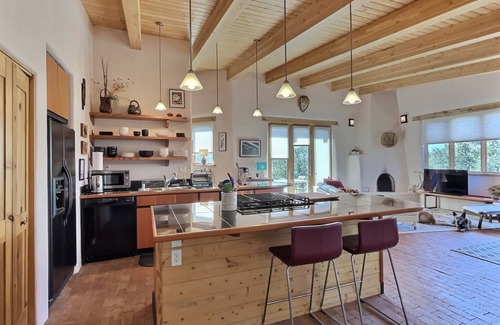 Valdez Casa | Rustic Setting, Modern Mountain Luxury