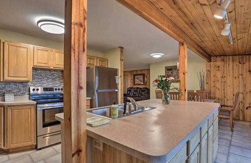 Spearfish Casa | Rustic Spearfish Cabin on 12-Acre Trout Farm