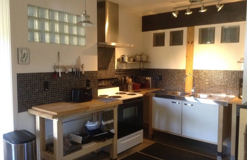 Weaverville Apartamento | Entorno rústico con modernas comodidades.