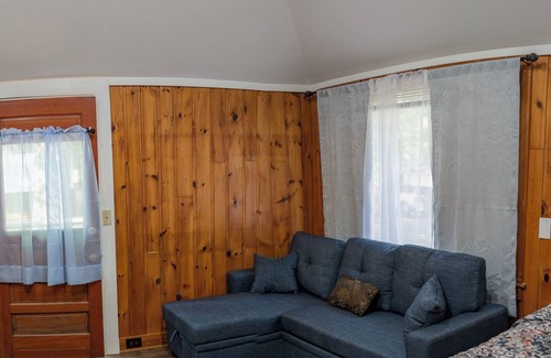 Bar Harbor Cabina | Rustic Traditional Cabin Cabin 10B