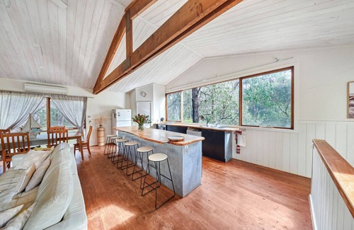 Aireys Inlet Casa | Rustic Treehouse - Aireys Inlet
