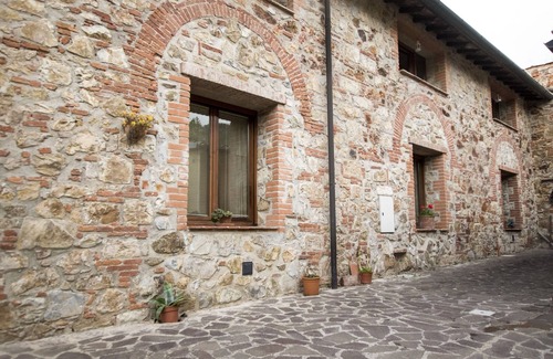 Massa Marittima Apartamento | Apartamento de estilo rústico toscano