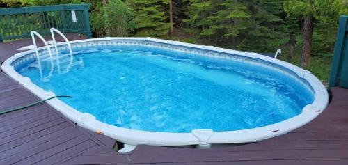 Northern Bruce Peninsula Casa | Rustic Vibes W Pool & Hot Tub - Tobermory