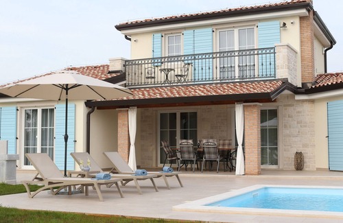 Kastel Villa | Villa La Graziosa by Villas Guide