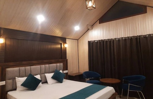 Shimla Hotel | Rustic Woodz