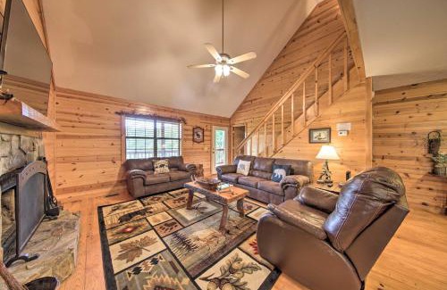 Young Harris Casa | Rustic Young Harris Cabin with Fire Pit and Views