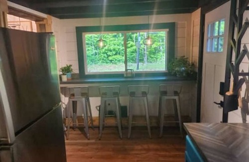 Lake Desolation Casa | Rustica Retreats Cottage