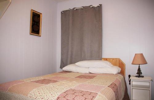 North Rustico Chalet De Esquí | Rustico Acres Cottages