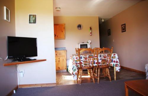 North Rustico Chalet De Esquí | Rustico Acres Cottages