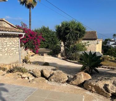 Fustera Casa | Rustico Appartment 'Olta' in finca, see-and garden side