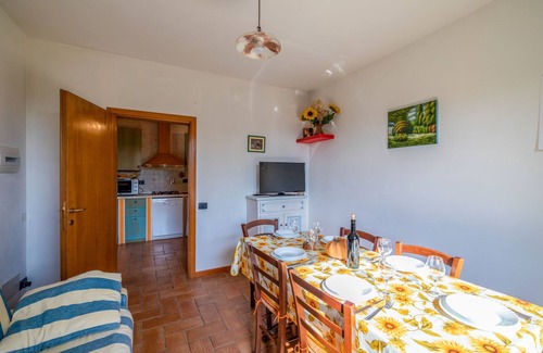 Castel San Gimignano Casa | Rustico Cavernoso by Interhome