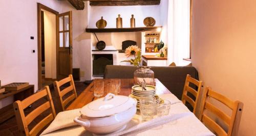 Molina Casa | Rustico ed Elegante Molina 3 by Holiday Solutions