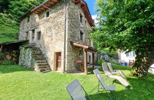 Semnago-San Martino Casa | Rustico-Ferienhaus Antico