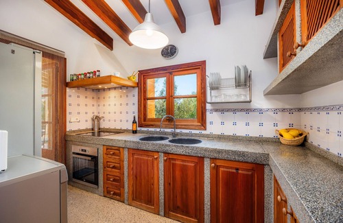 Arta Villa | Rústica finca con piscina, jardín, Wi-Fi, aire acondicionado y balcón; Aparcamiento disponible
