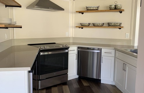 St. Helena Casa | RustRidge House, two bedroom two bath home