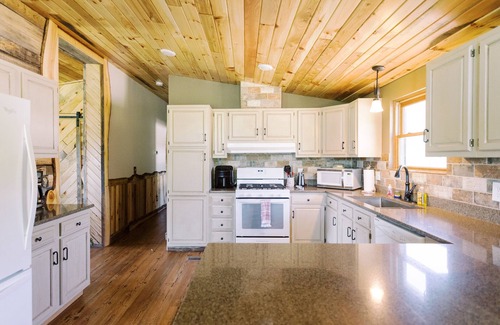 Piedmont Casa | Rusty Meadows Lodge near Sturgis, Nemo and Black Hills!
