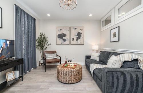 Rutledge Hill Casa | Rutledge After Dark - Walk to Broadway & The Gulch