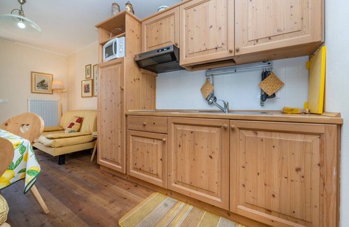 Tarvisio Apartamento | Rutte Small Yellow Apartment