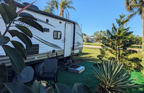 Englewood South Casa | RV/camper in terrific Via Madonna property