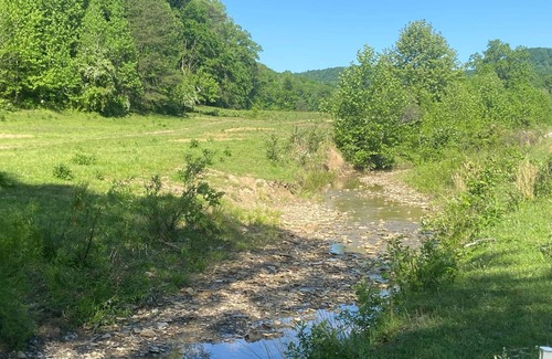 Clay City Alquiler De RV | RV Campground at The Holler #9