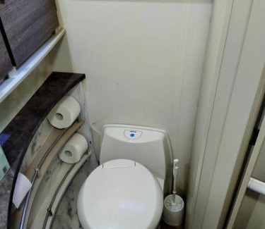 Gunnedah Otro | RV Caravan in Rural Setting on Edge of Town close to AgQuip