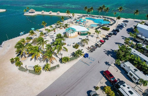 Cutthroat Harbor Estates Alquiler De RV | RV Lot 288 Venture Out, Canal Front ,Lot Dimensions:35x69' 35' Dock