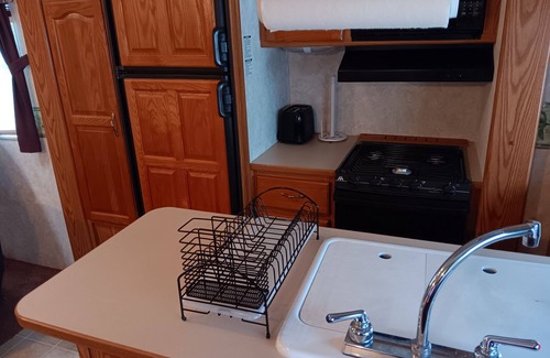 Okeechobee Casa | RV on 2.5 acers private and plenty of parking.