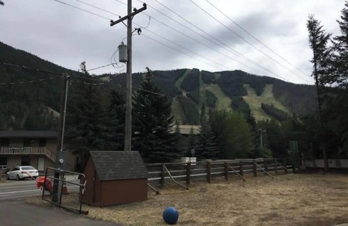Warm Springs Casa | RV Parking in Paradise (Parking Space #B)