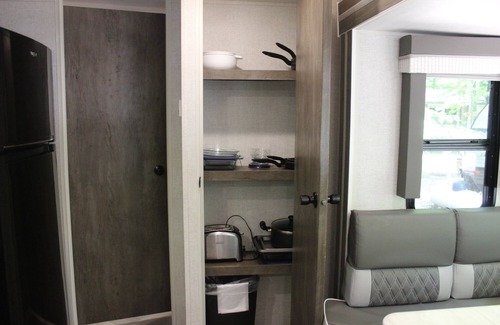 Empire Alquiler De RV | RV Rental #15 Sleeps 6 people