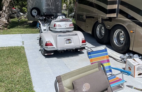 Hutchinson Island South Alquiler De RV | RV Resort In South fl Hutchinson Island Dbl pad only no RV bring your own RV.