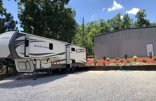 Mid America Alquiler De RV | RV SITE-LAKE HAMILTON-SPACE A