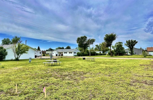 South Heart Alquiler De RV | RV sites for rent - power, water, sewer hookups