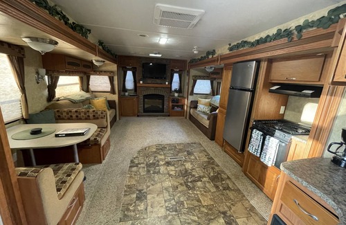 Dandridge Casa | RV There Yet Roomy, Modern Camper on Lake Douglas near Gatlinburg & Pigeon Forge