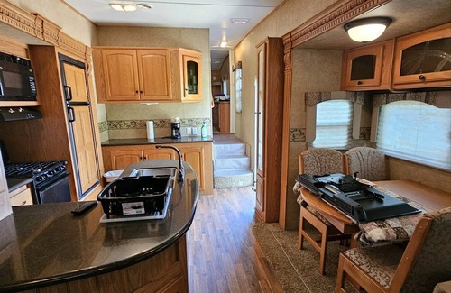 Jerusalem Casa | 5th Wheel Camper with 4 slide outs