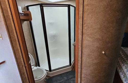Jerusalem Casa | 5th Wheel Camper with 4 slide outs