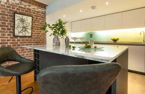 Plymouth Apartamento | RWY Suite58 Luxury 2 Bed Apartment with optional parking
